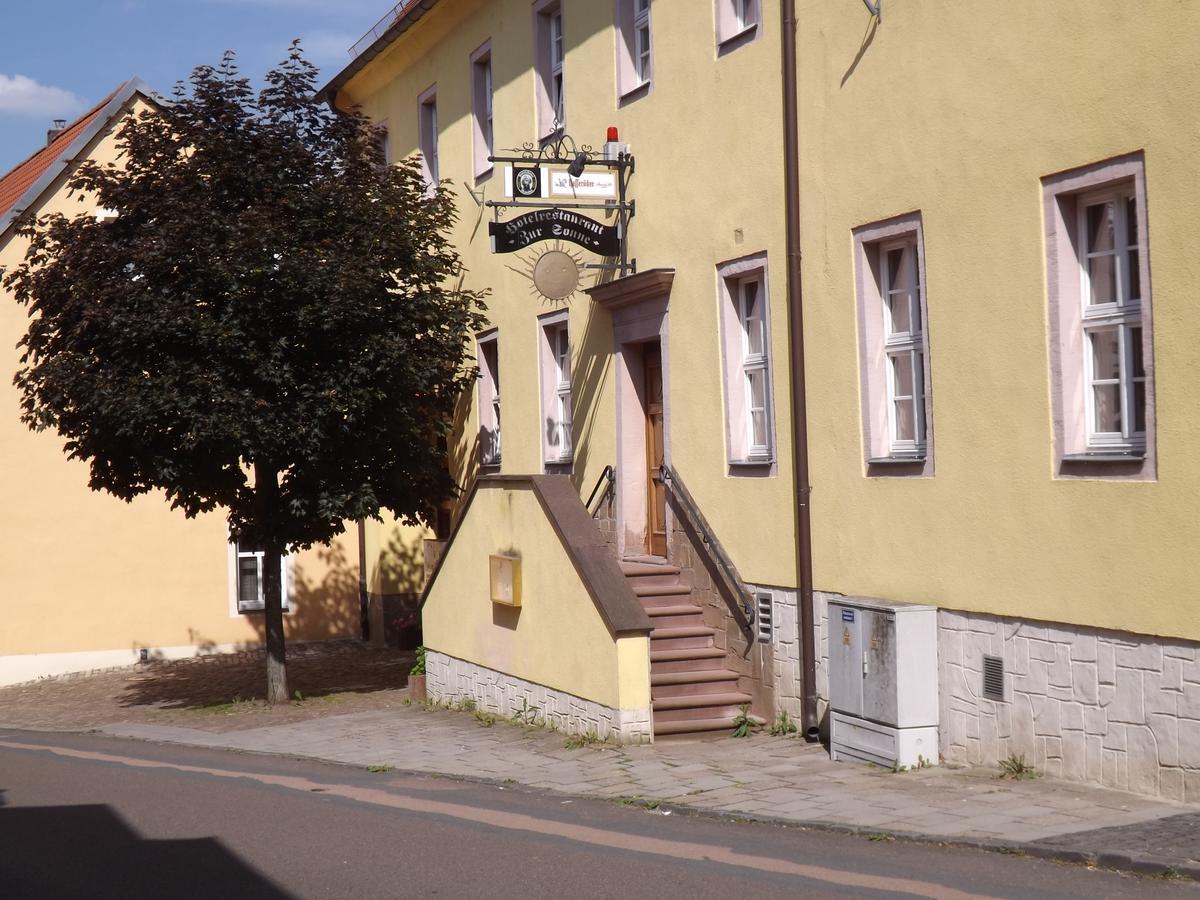 Hotel Zur Sonne Querfurt Buitenkant foto